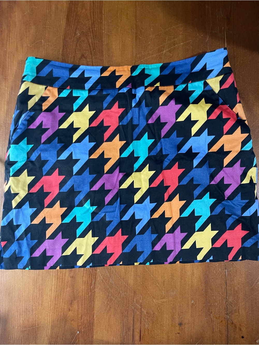 Women’s Size 8 Loudmouth Ladies Houndstooth Patterned Colorful Mini Skirt